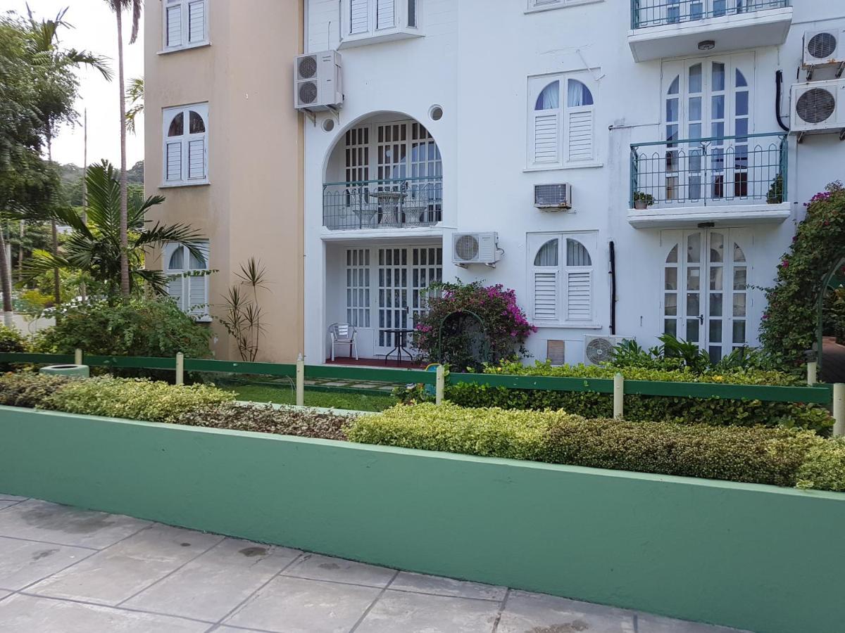 Almond Grove At Sand Castle Ocho Rios Exterior foto