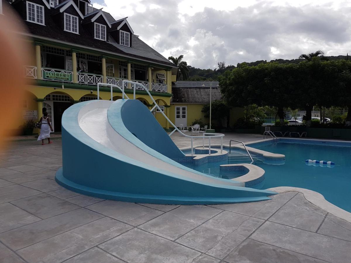 Almond Grove At Sand Castle Ocho Rios Exterior foto